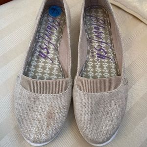 Blowfish ladies, women’s canvas flats, shoes, size 7 1/2